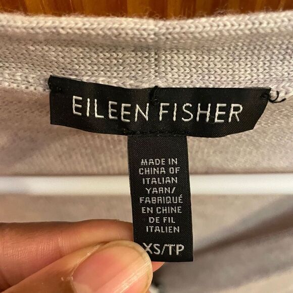 Eileen Fisher Cardigan Women’s XS 100% Merino Wool Heather Gray Button Up FLAWED - Picture 5 of 6